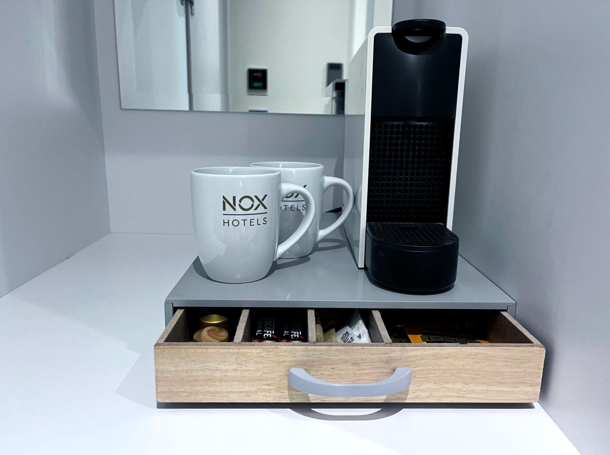 Nox Edgware Road Aparthotel London Phòng bức ảnh